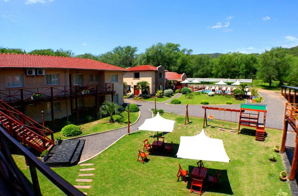 Palmeras Apartahotel 3*